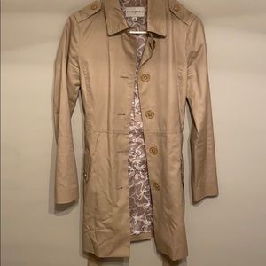 Lightweight Banana Republic Trench Coat